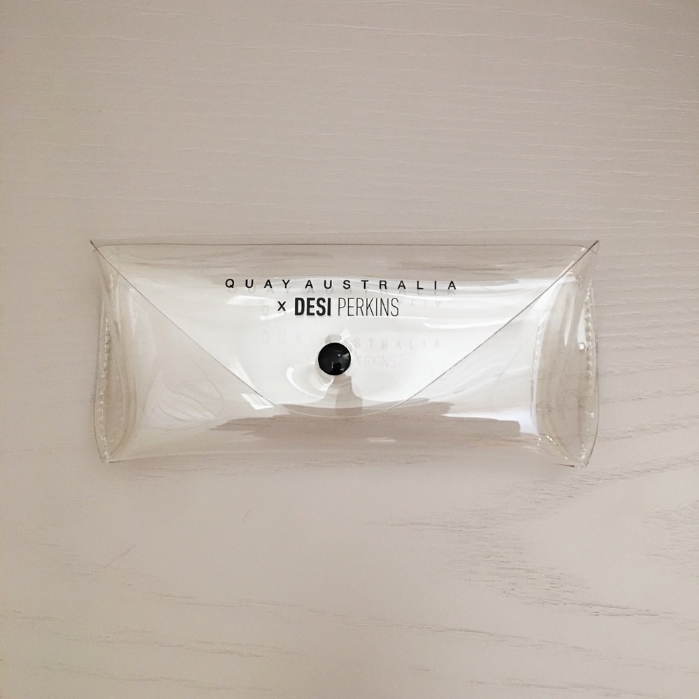QUAY AUSTRALIA x DESI PERKINS Clear Eyeglass Case